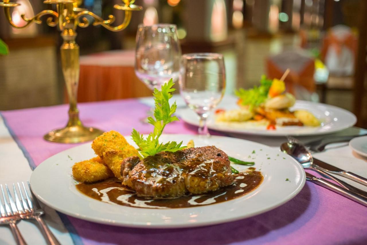 סיאם ריפ Royal Empire Premium Hotel מראה חיצוני תמונה