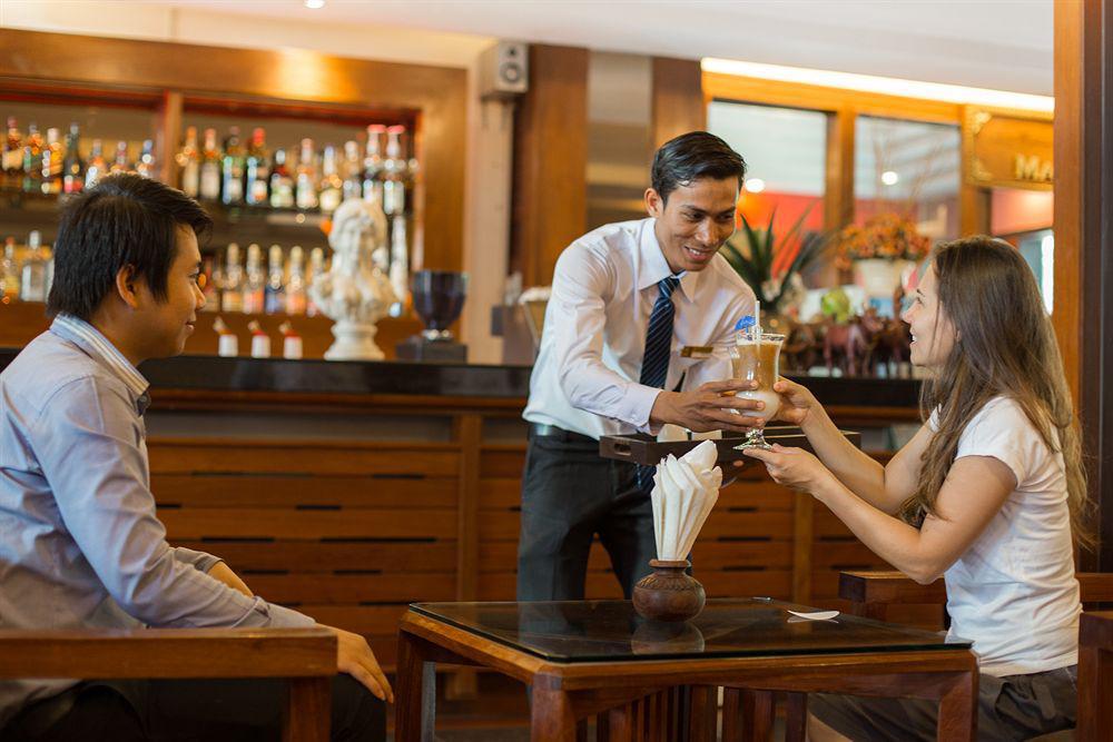 סיאם ריפ Royal Empire Premium Hotel מראה חיצוני תמונה
